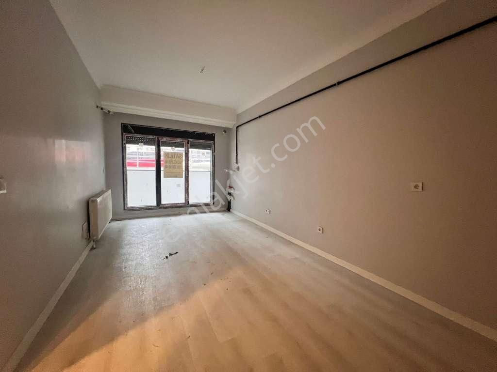Altıntepe'de Sokağa Cepheli Sıfır 2+1 Kiralık Daire - Görsel 22