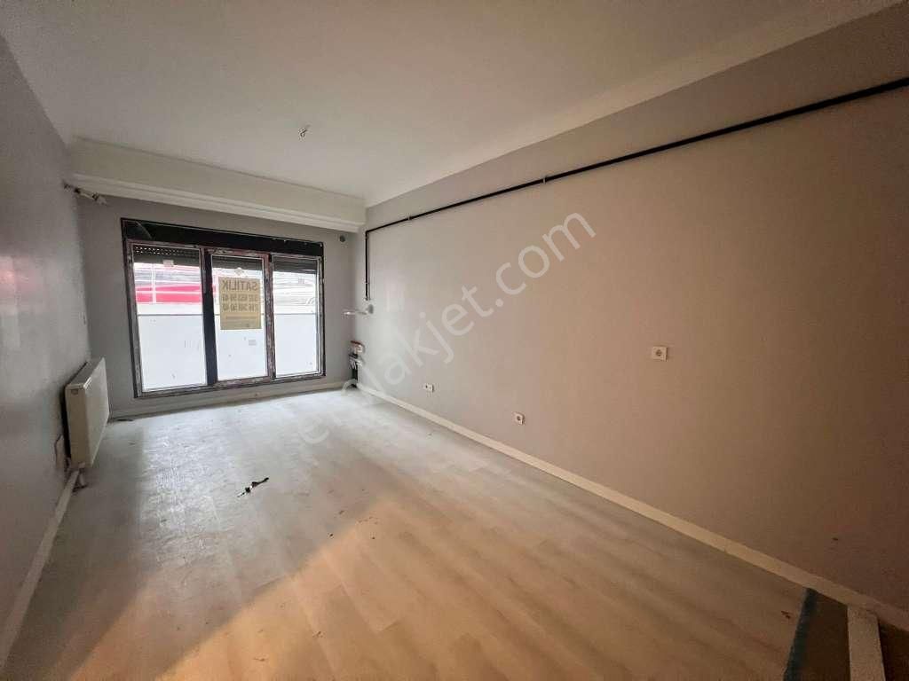 Altıntepe'de Sokağa Cepheli Sıfır 2+1 Kiralık Daire - Görsel 13