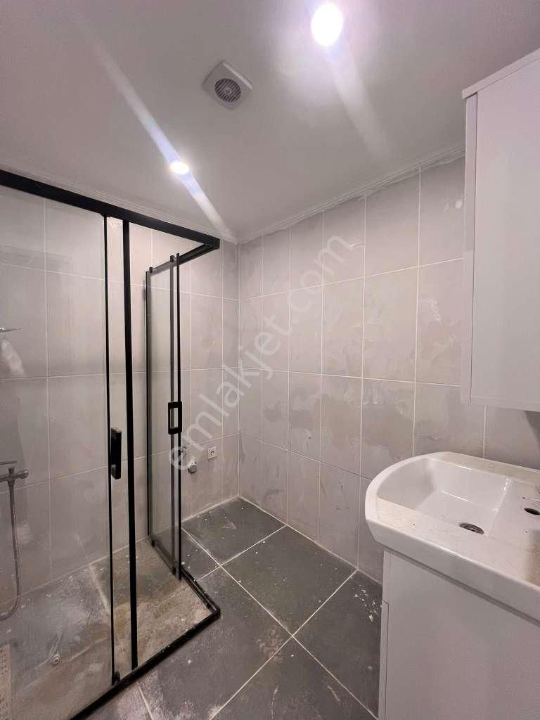 Altıntepe'de Sokağa Cepheli Sıfır 2+1 Kiralık Daire - Görsel 31