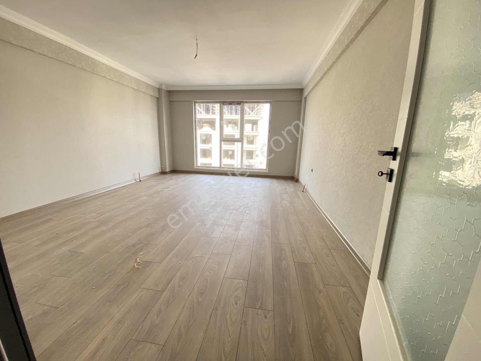 8.cadde Dibinde 3+1 120 M2 3.katta Ful Yapılı Emsalsiz Daire - Görsel 8