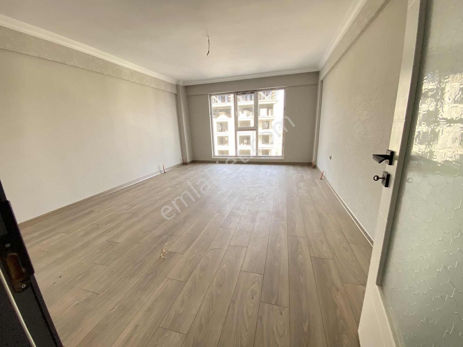 8.cadde Dibinde 3+1 120 M2 3.katta Ful Yapılı Emsalsiz Daire - Görsel 7