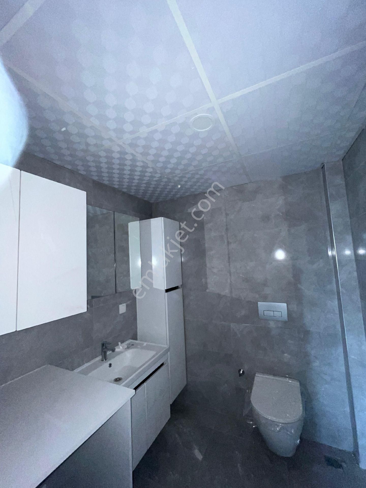 Emin Gyo'dan Eşrefoğlu İlkokulu Yanı Sıfır 4+1 Ebeveyn Banyolu Daire - Görsel 23