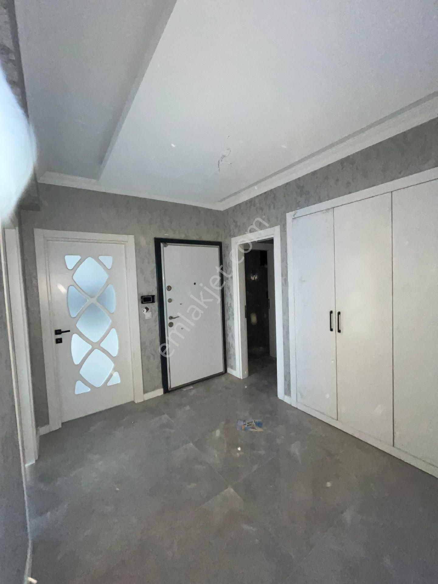 Emin Gyo'dan Eşrefoğlu İlkokulu Yanı Sıfır 4+1 Ebeveyn Banyolu Daire - Görsel 16