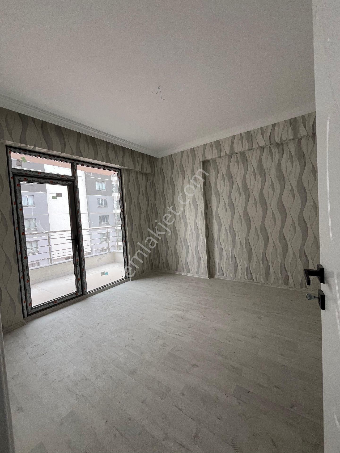 Emin Gyo'dan Eşrefoğlu İlkokulu Yanı Sıfır 4+1 Ebeveyn Banyolu Daire - Görsel 12