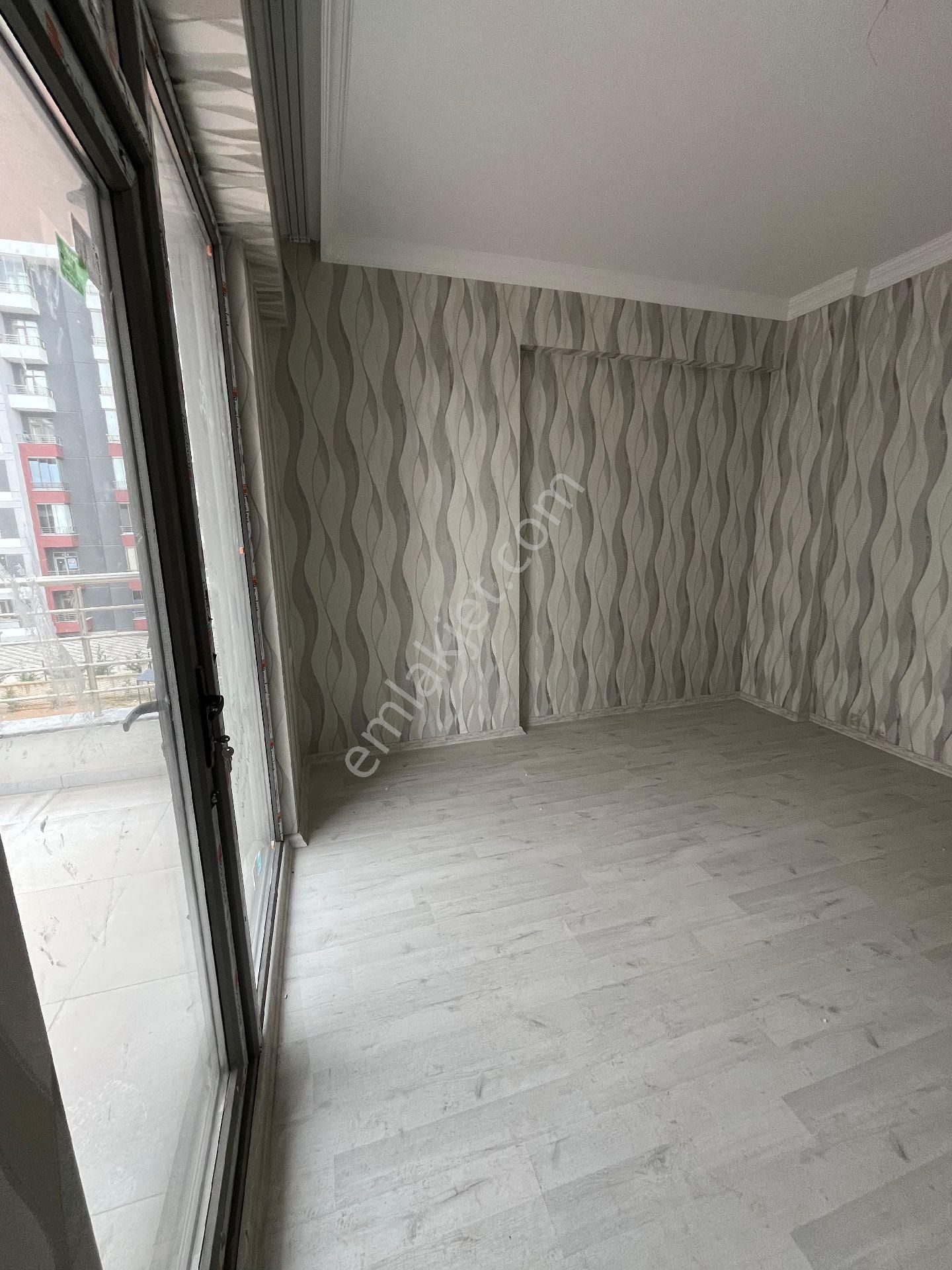 Emin Gyo'dan Eşrefoğlu İlkokulu Yanı Sıfır 4+1 Ebeveyn Banyolu Daire - Görsel 13