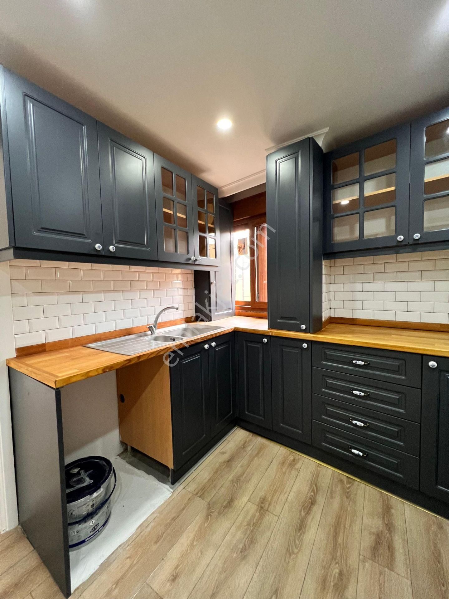 Kaçmaz'dan İdealtepe Sahil'de Marmaraya Komşu Lüks 1+1 - Görsel 7