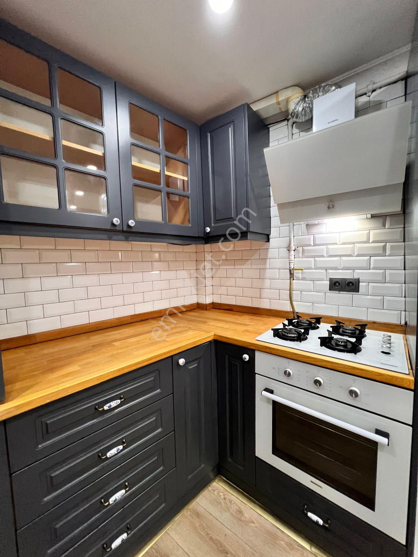 Kaçmaz'dan İdealtepe Sahil'de Marmaraya Komşu Lüks 1+1 - Görsel 9