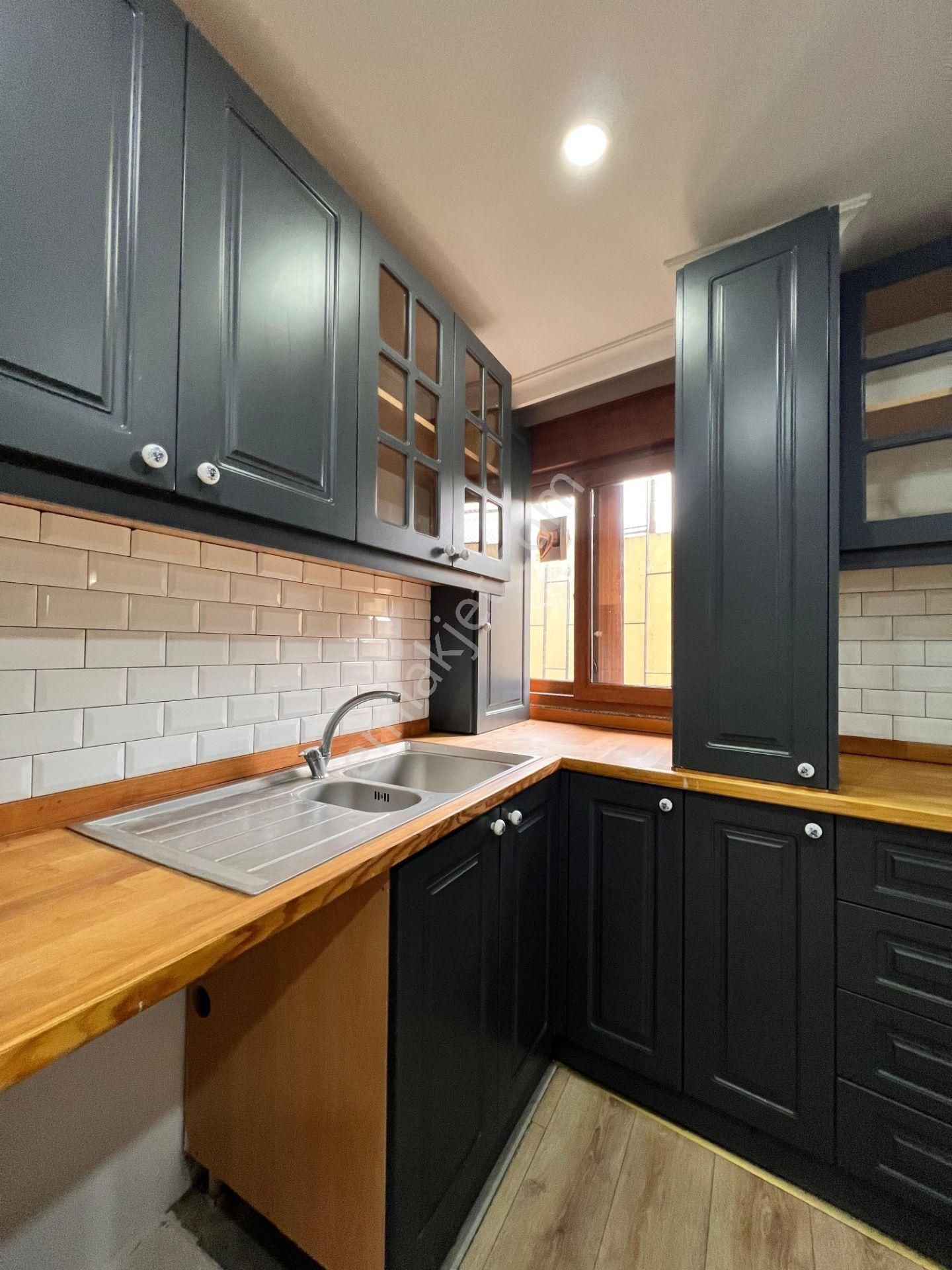 Kaçmaz'dan İdealtepe Sahil'de Marmaraya Komşu Lüks 1+1 - Görsel 12