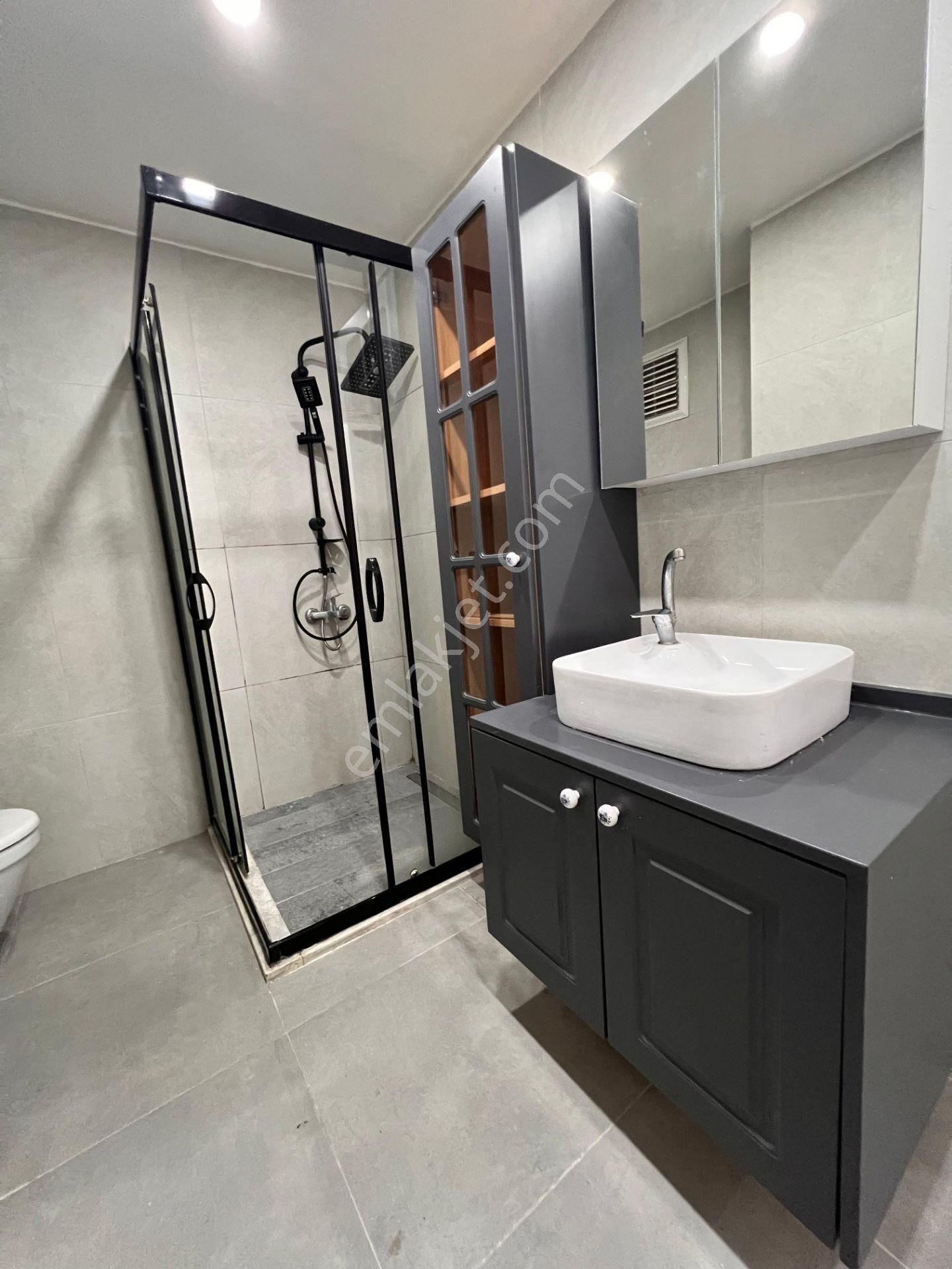 Kaçmaz'dan İdealtepe Sahil'de Marmaraya Komşu Lüks 1+1 - Görsel 18