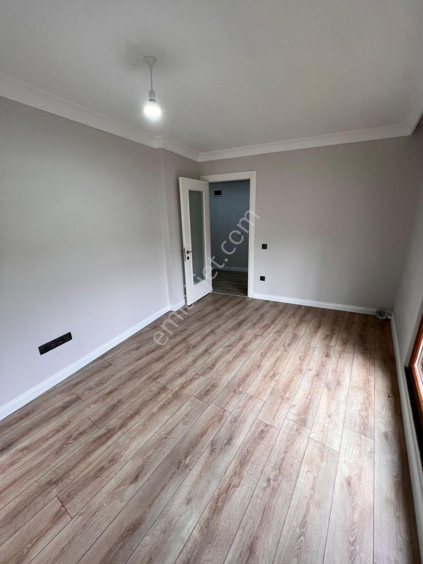 Kaçmaz'dan İdealtepe Sahil'de Marmaraya Komşu Lüks 1+1 - Görsel 4