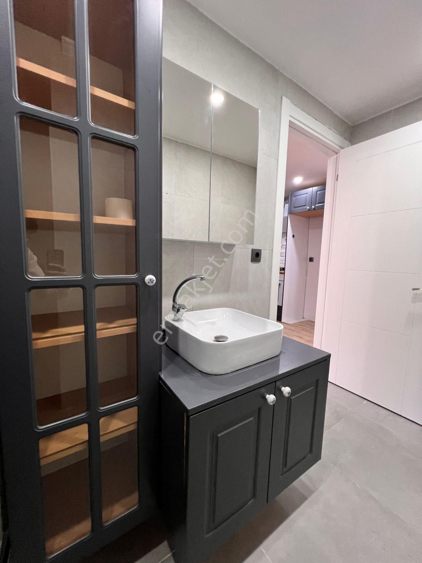 Kaçmaz'dan İdealtepe Sahil'de Marmaraya Komşu Lüks 1+1 - Görsel 14