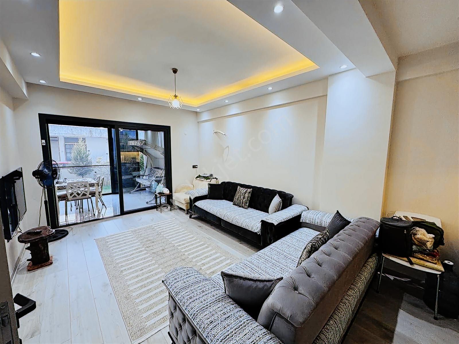 Kuşadası Davutlar'da Kendine Ait Bahçeli Satılık 1+1 Daire - Görsel 5