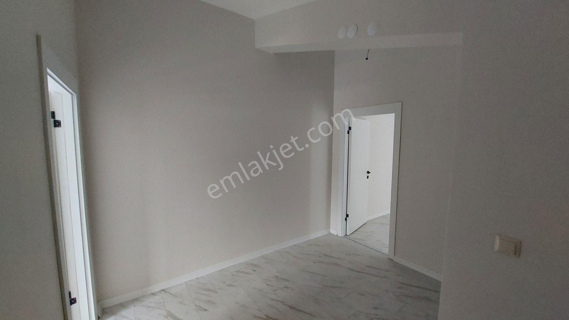 Ankara İncek Dubleks Sıfır 3+1 Bulvara 100 M. Satılık Daire - Görsel 13