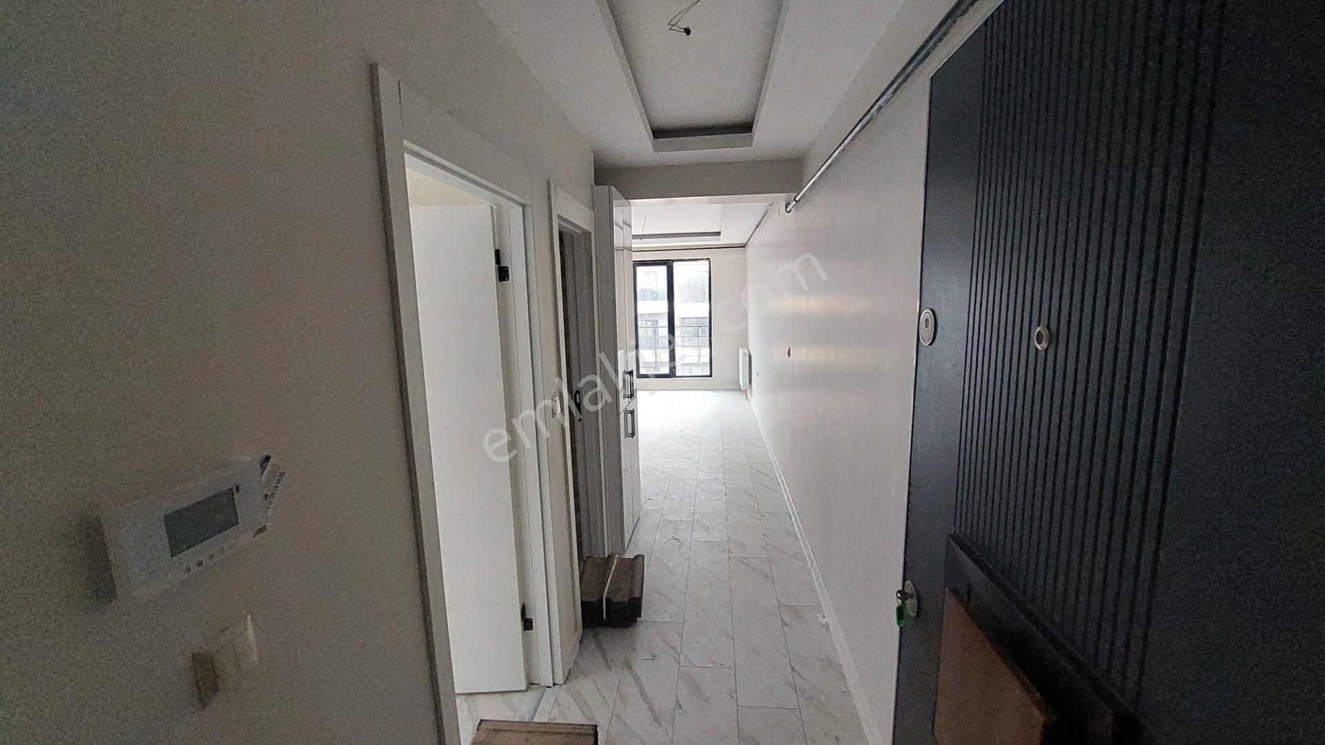 Ankara İncek Dubleks Sıfır 3+1 Bulvara 100 M. Satılık Daire - Görsel 8