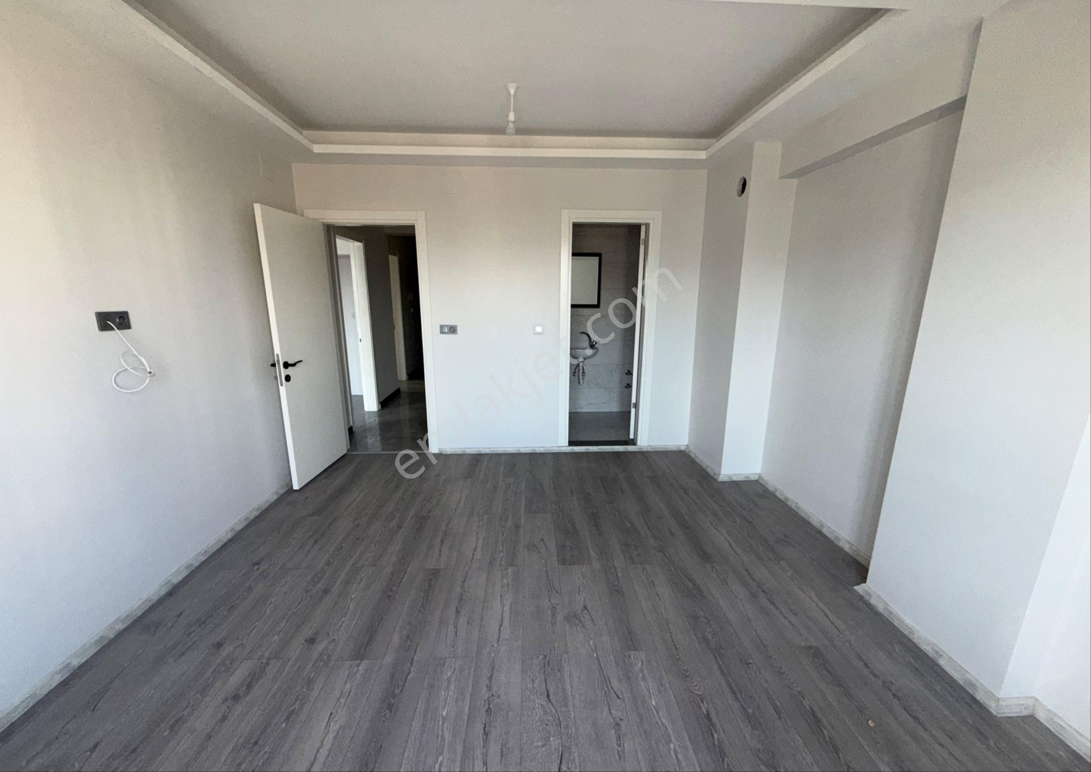 Akhisar Atatürk Mah.prestij Cd.yerden Isıtmalı Satılık 2+1 Kiracılı Arakat Daire - Görsel 9