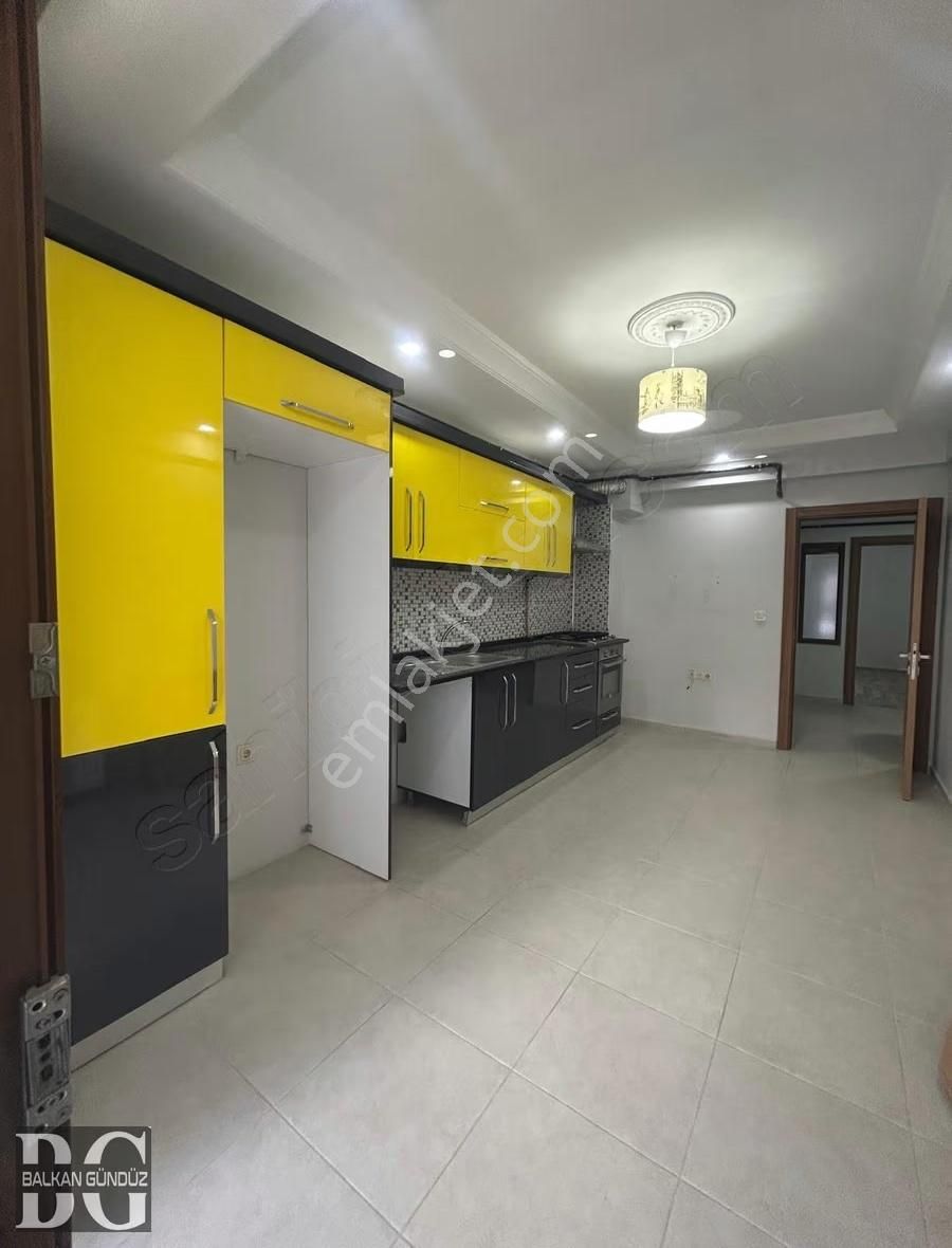 Balkan Gündüz'den Ertuğrulgazi Mah. Lüks 1+1 Kiralık Daire