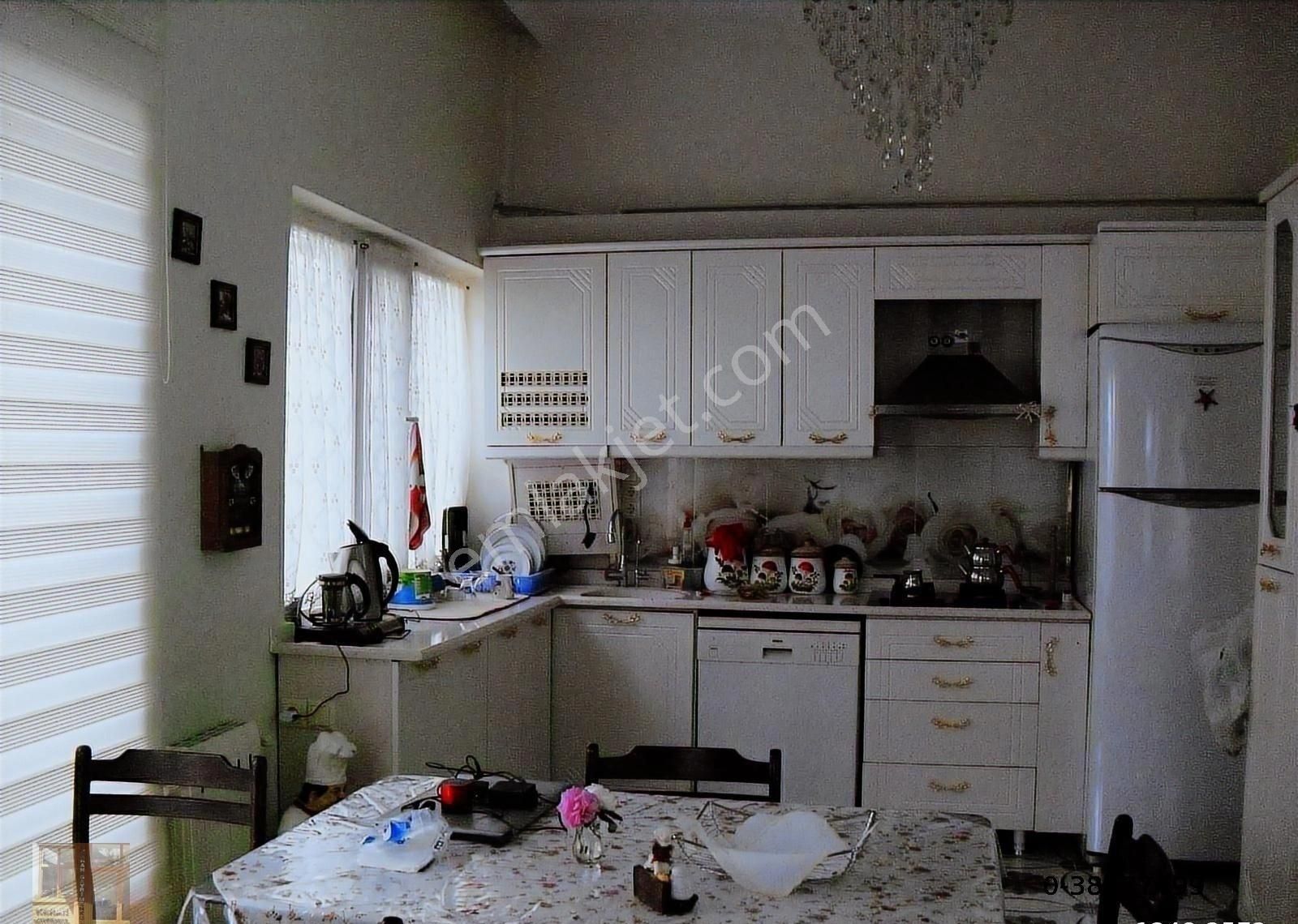 Gaziosmanpaşa Kemer Sok'da 3+1 Mobilyalı Kiralık Daire