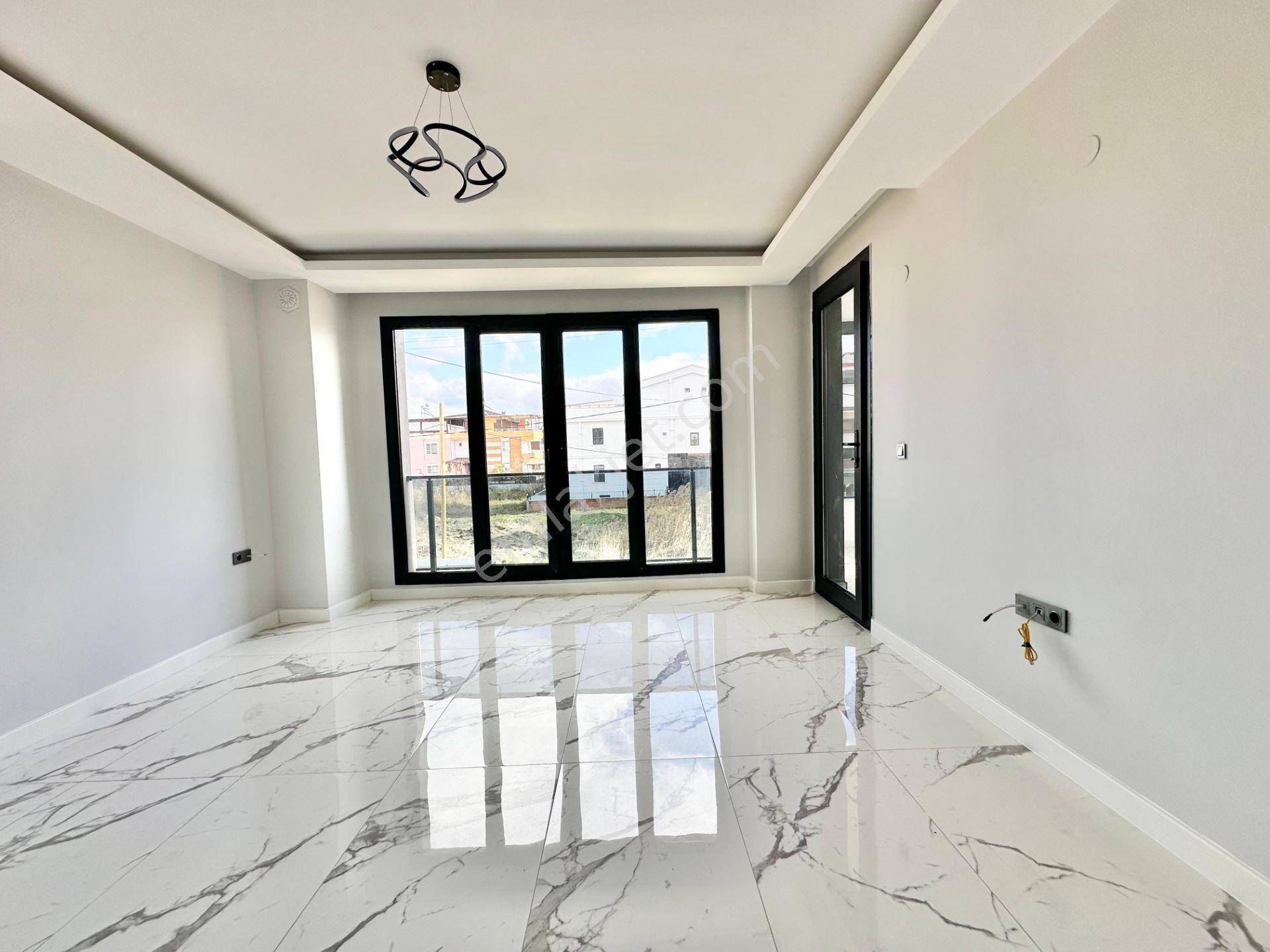 ꧁ay Emlaktan꧂akçay'da Yüksek Kredili Arakat Ön Cephe Denize Yakın Kapalı Balkonlu Satılık 1+1 Daire - Görsel 6