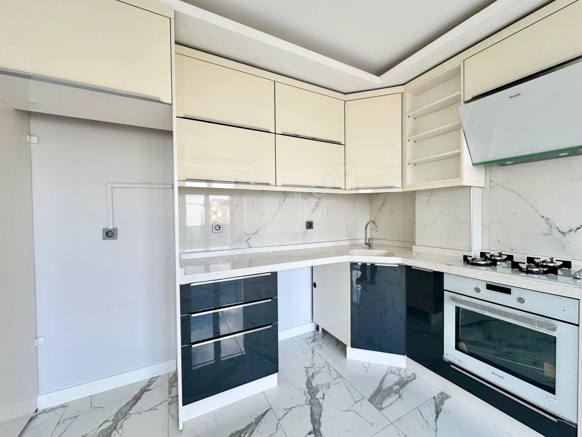 ꧁ay Emlaktan꧂akçay'da Yüksek Kredili Arakat Ön Cephe Denize Yakın Kapalı Balkonlu Satılık 1+1 Daire - Görsel 9