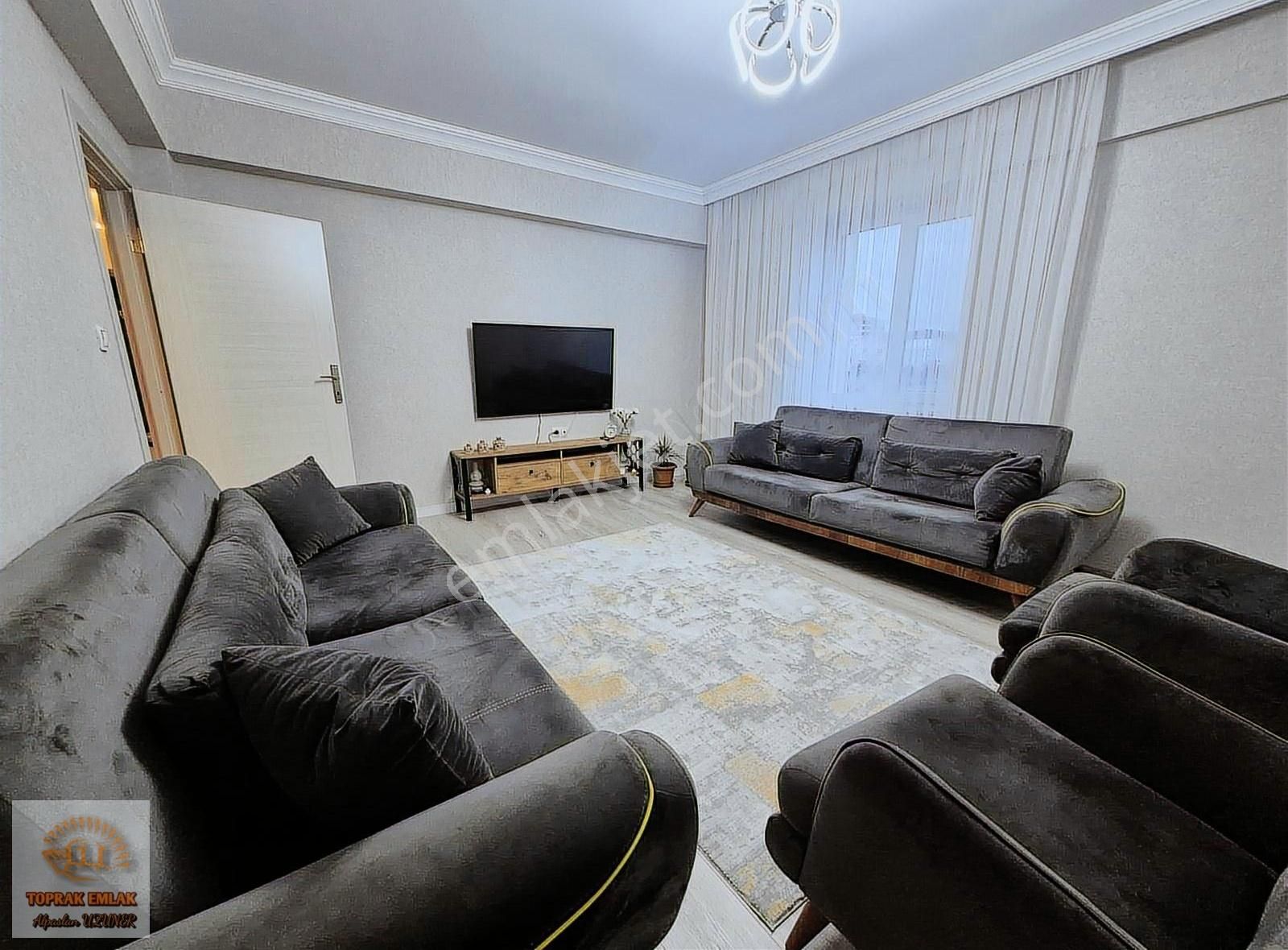 Polatlı Fatıh Mahallesınde 3+1 Site İçinde Full Yapılı Satılık - Görsel 3