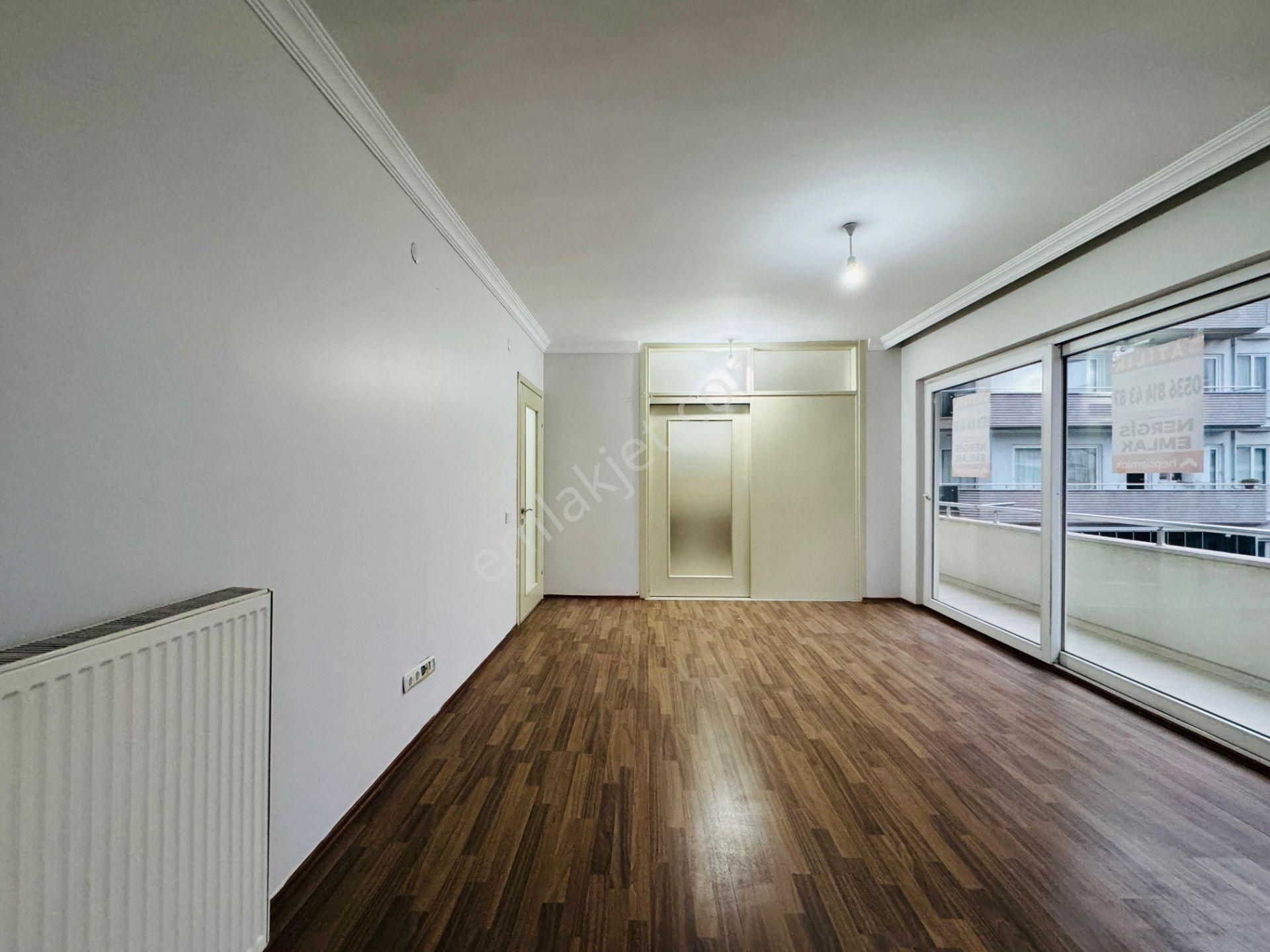 🏡 Referans'tan İkizçay'da Ön Cephe Havuzlu Geniş Fırsat 2+1 Daire - Görsel 8