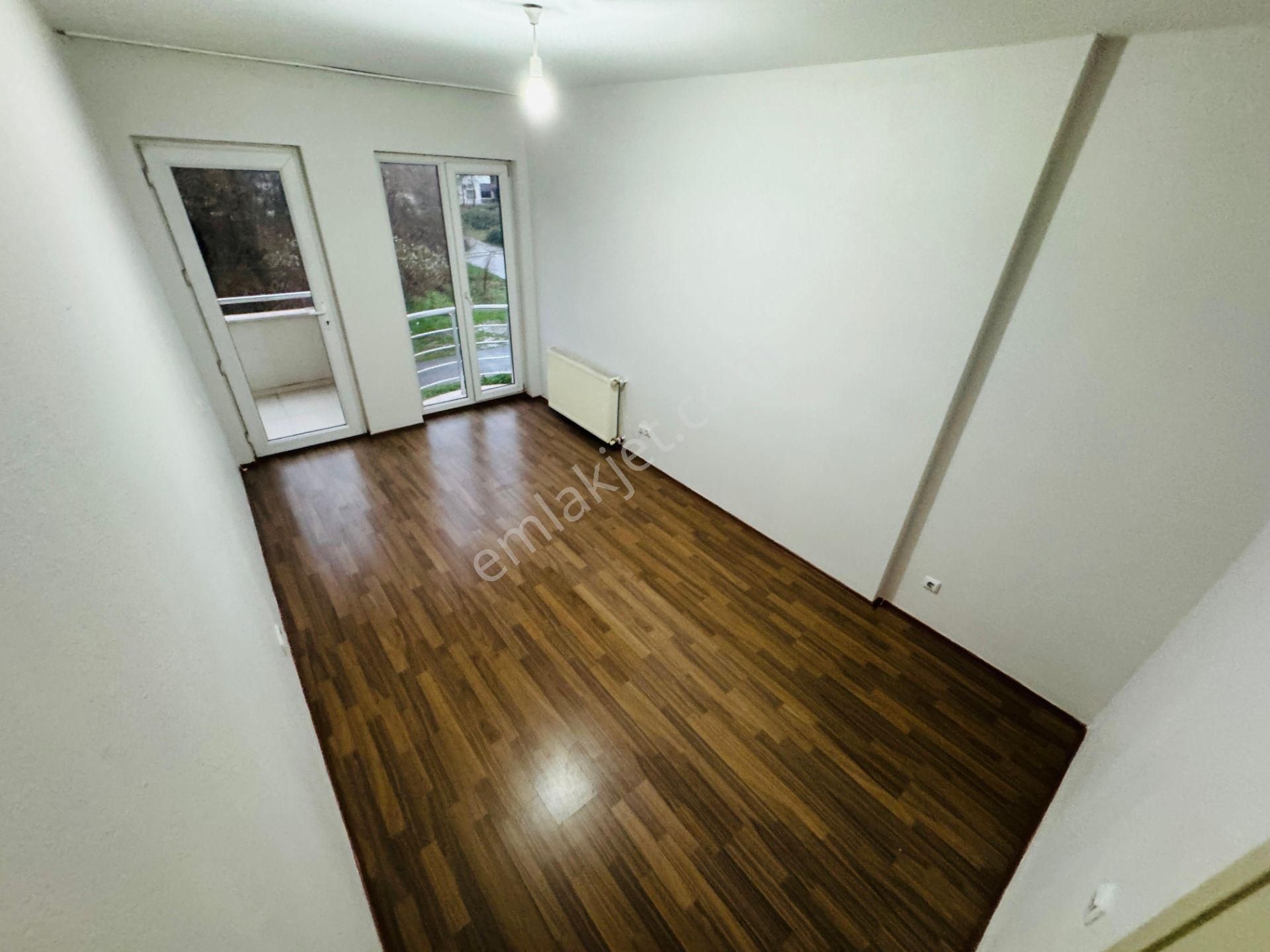 🏡 Referans'tan İkizçay'da Ön Cephe Havuzlu Geniş Fırsat 2+1 Daire - Görsel 13