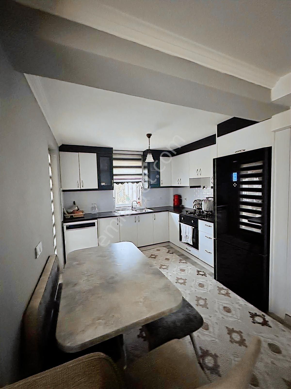 Gümüşlük Te Bahçeli Doğa Manzaralı 3+1 - Görsel 13