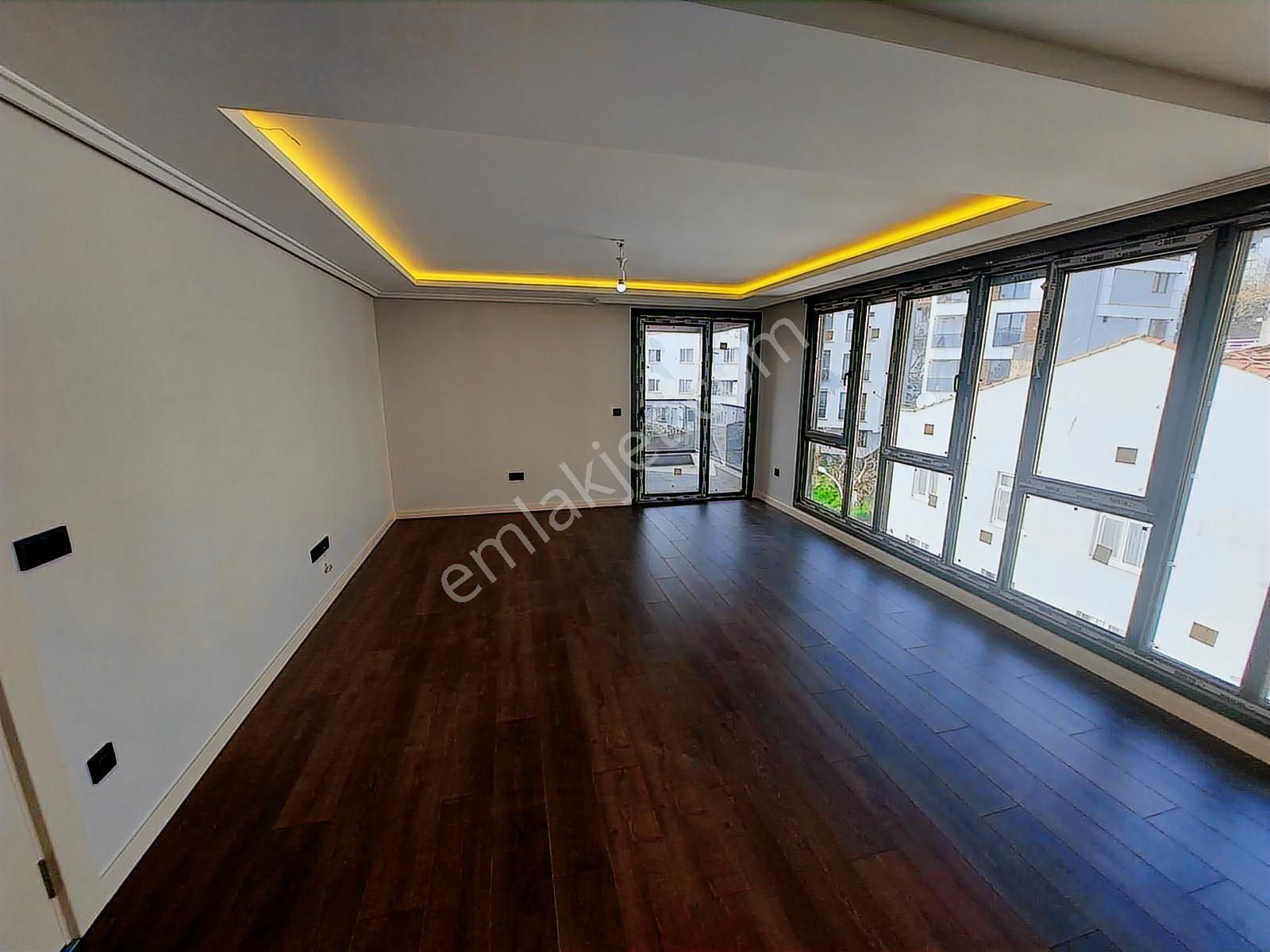 Üsküdar Merkeze Yakın Asansörlü Satılık Sıfır Dubleks 4+1 - Görsel 29