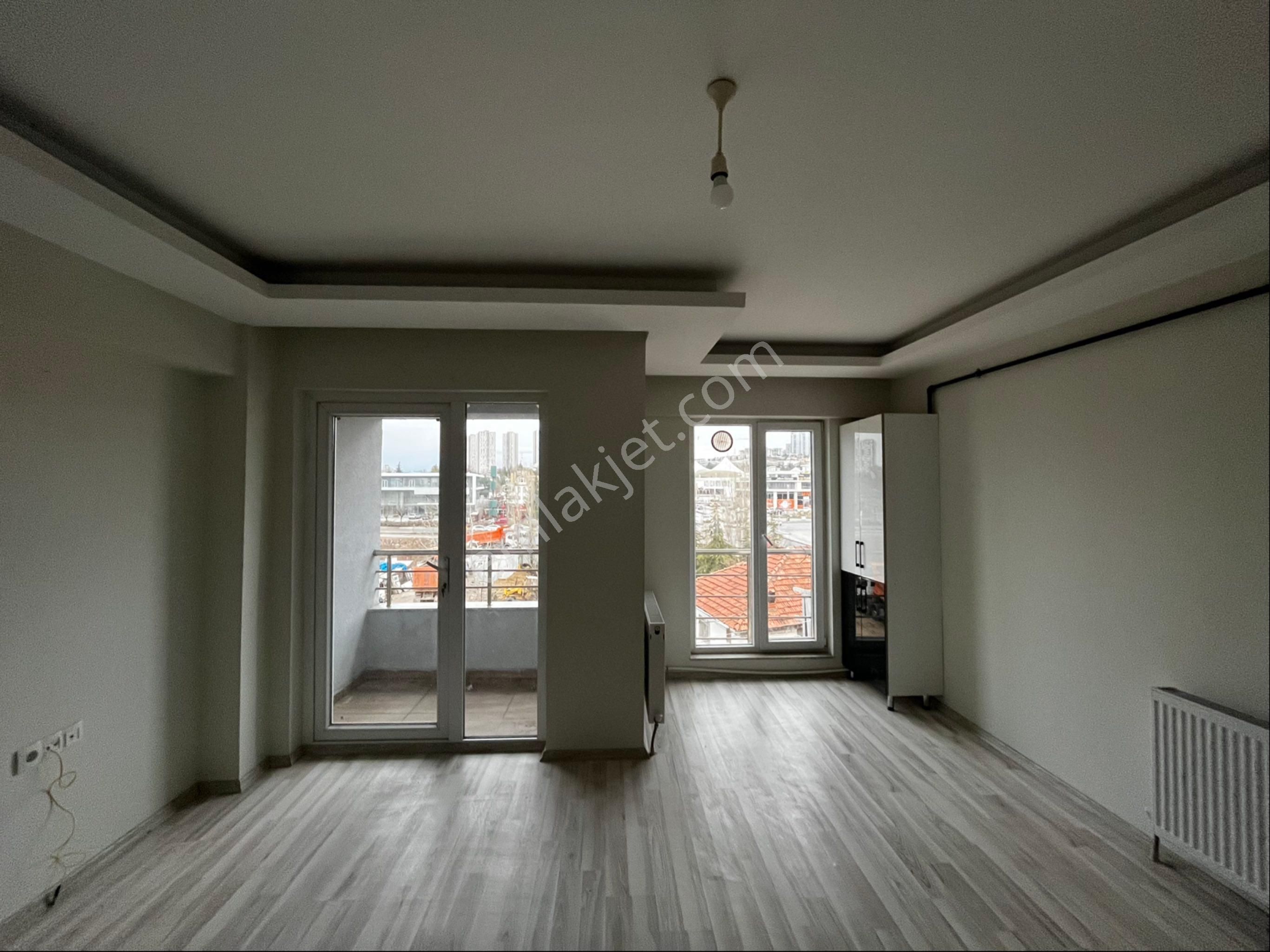 North&west Gayrimenkul’den Bulvarda Kiralık 1+1 Daire - Görsel 11