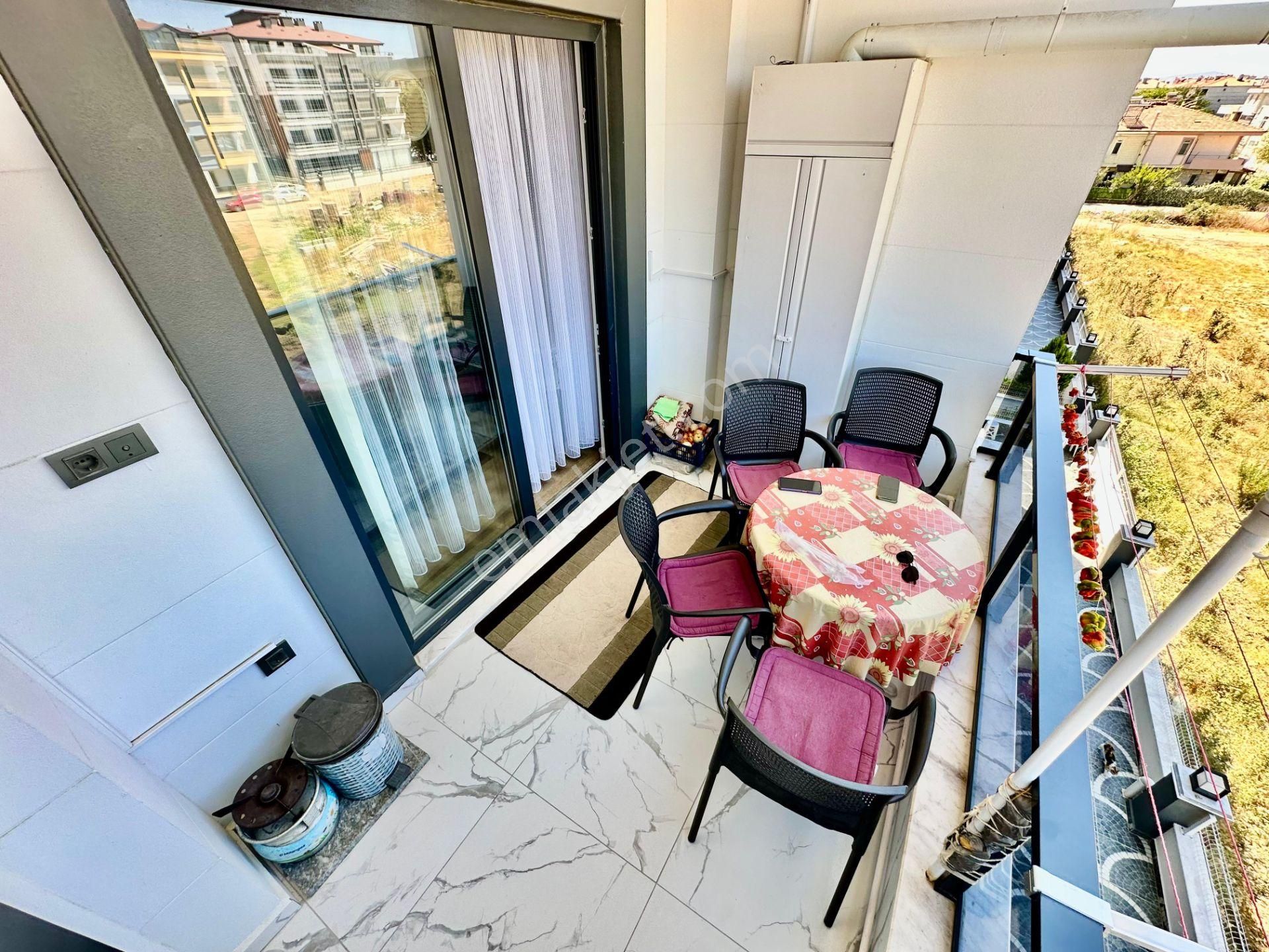 ꧁tek Yetkili Ay Emlaktan꧂akçay'da Kombili Denize Yakın Arakat Ayrı Mutfak Satılık 2+1 Daire - Görsel 9