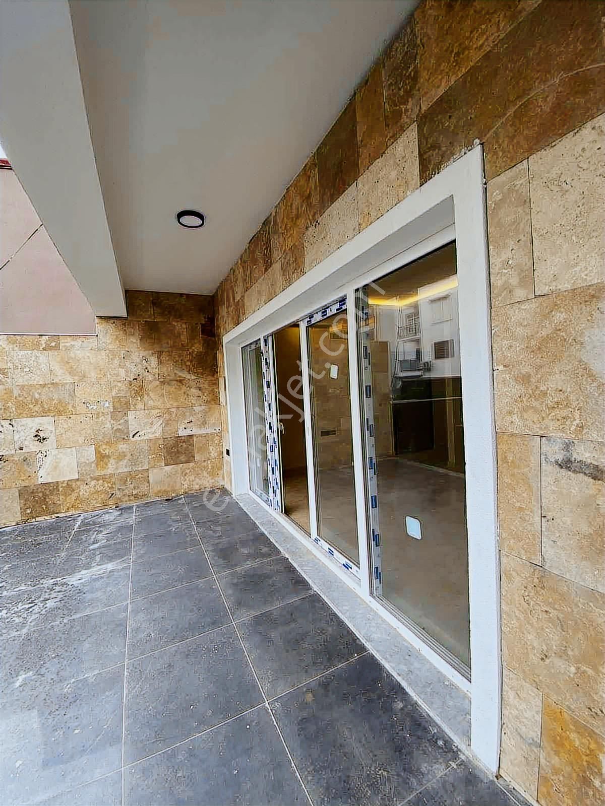 Pascha Emlak'tan Güzelçamlı'da Satılık Müstakil Bahçeli Daire - Görsel 15