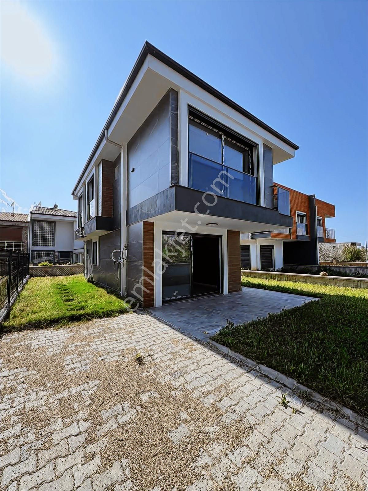 Pascha Emlak'tan Güzelçamlı'da Müstakil 310m2 Arsalı 3+1 Villa - Görsel 41