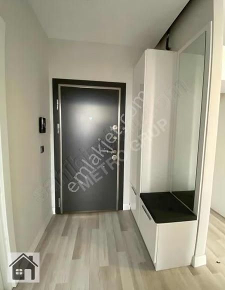 Beylikdüzü'nde Satılık Lüks 1+1 Daire - Görsel 3