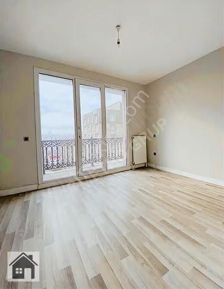 Beylikdüzü'nde Satılık Lüks 1+1 Daire - Görsel 14