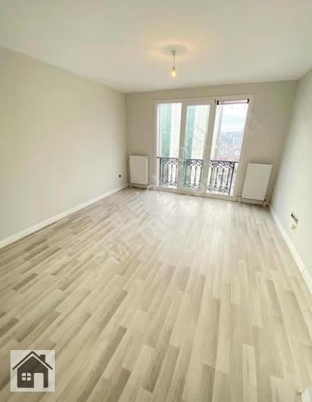 Beylikdüzü'nde Satılık Lüks 1+1 Daire - Görsel 6