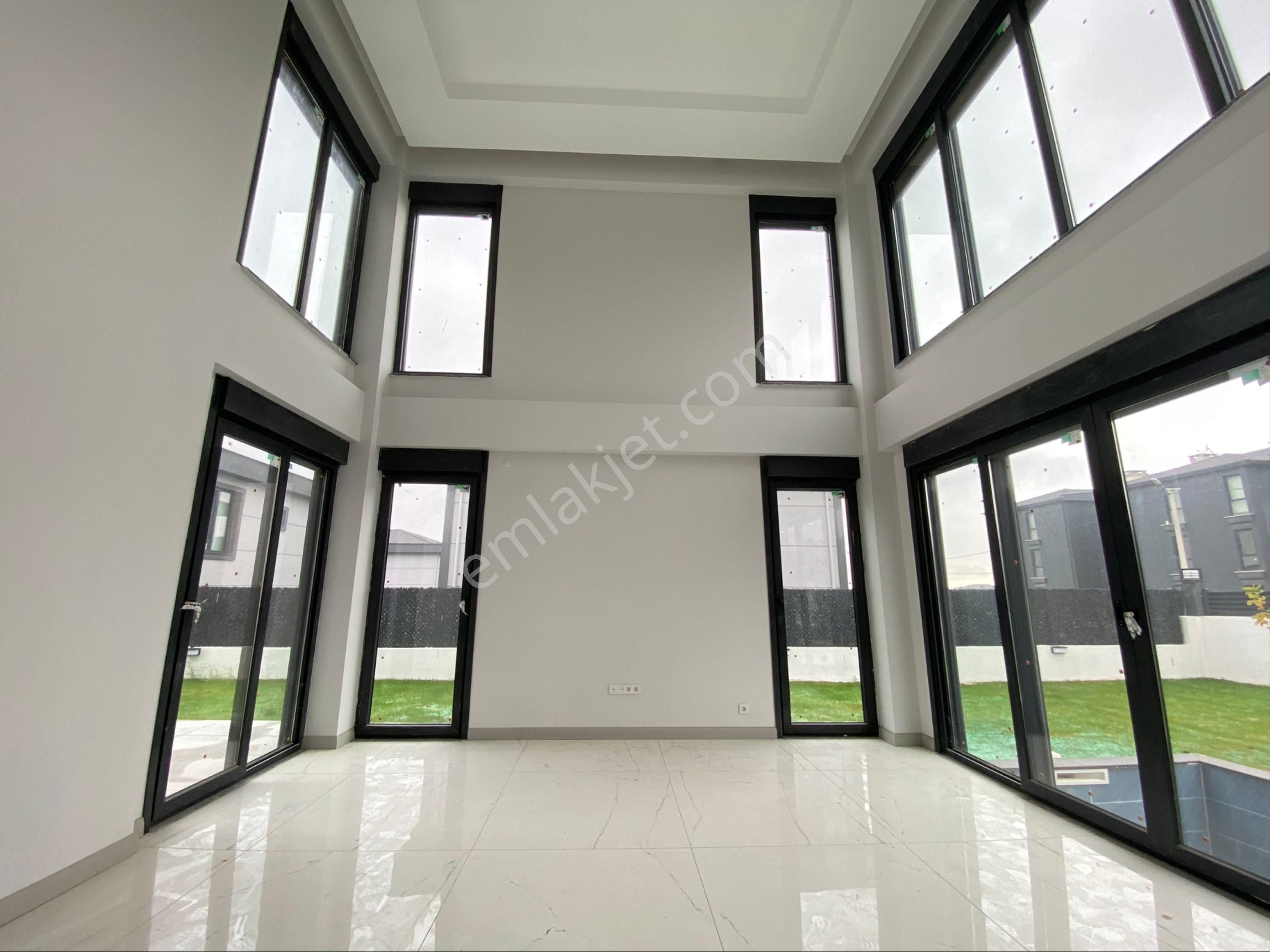 Önerlerde 4+1 Müstakil Havuzlu Satılık Villa - Görsel 9