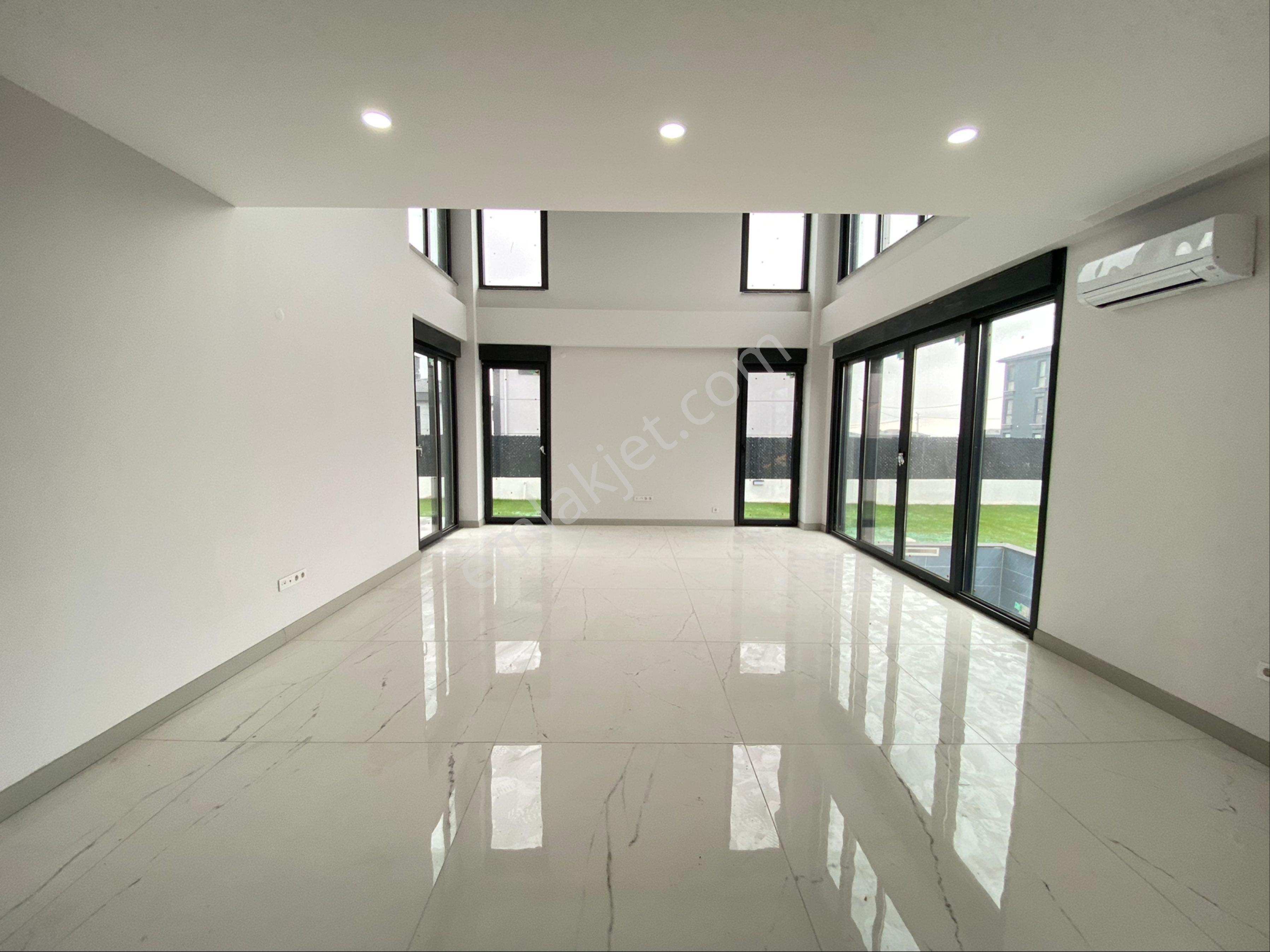Önerlerde 4+1 Müstakil Havuzlu Satılık Villa - Görsel 8