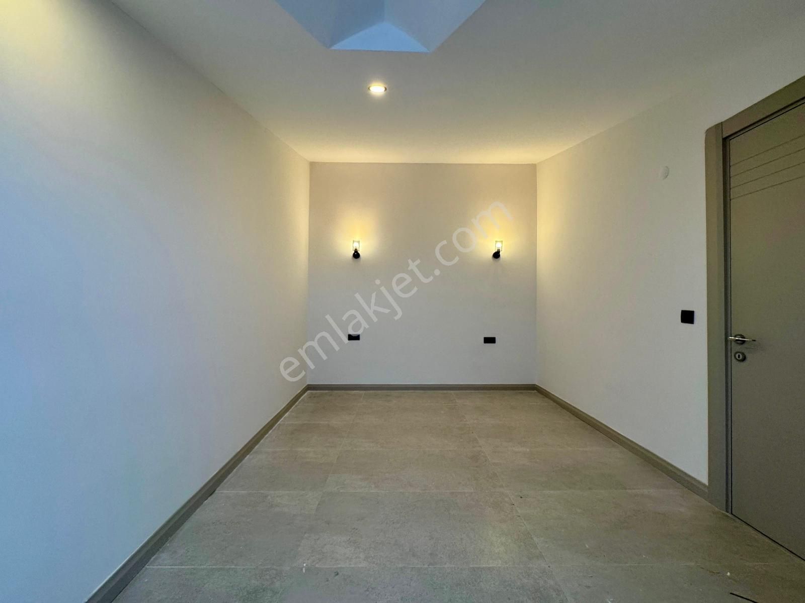 🏡 Referans'tan Geniş Teraslı Denize 50 Mt Lüks Şık Tasarımlı 2+1 Dubleks - Görsel 9