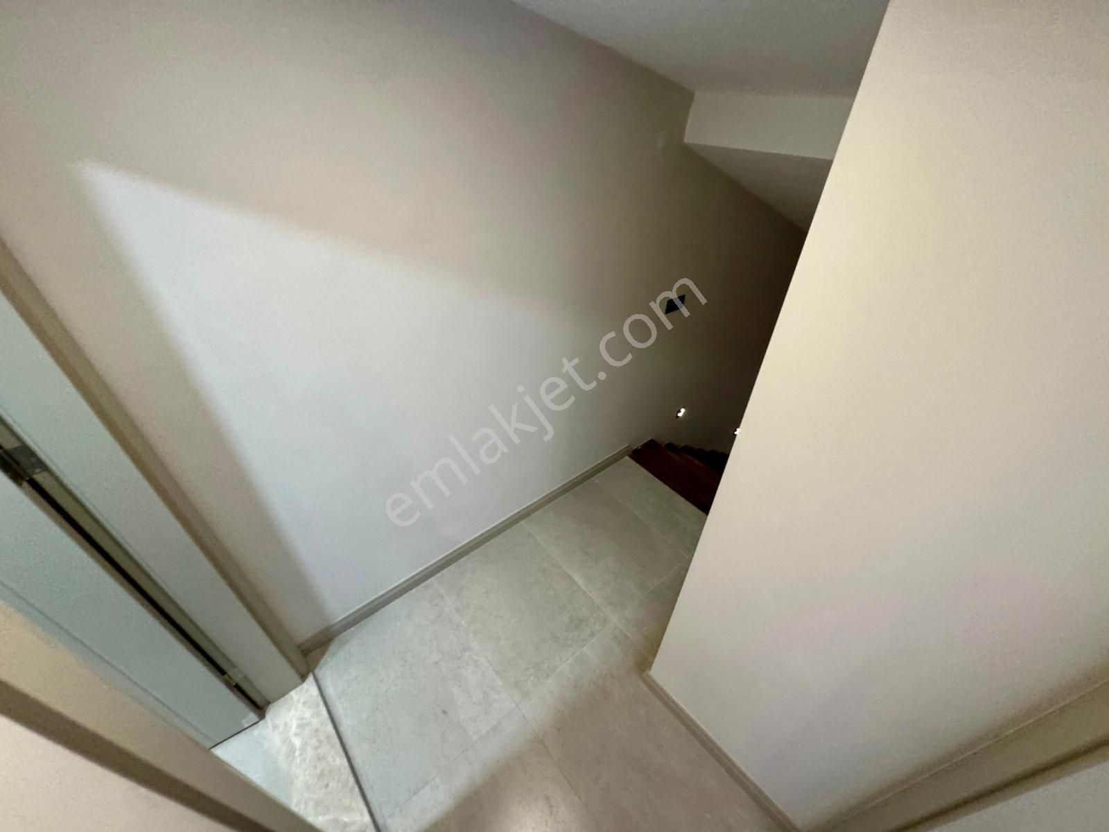 🏡 Referans'tan Geniş Teraslı Denize 50 Mt Lüks Şık Tasarımlı 2+1 Dubleks - Görsel 20