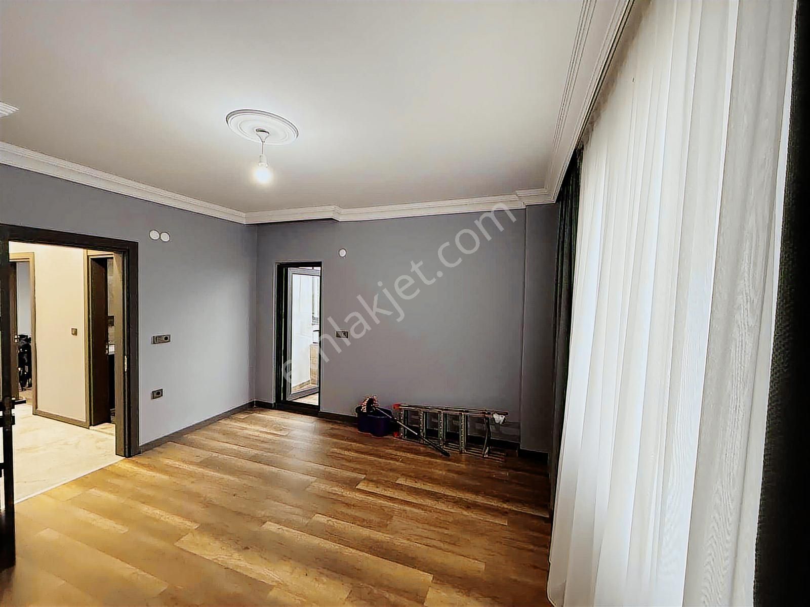 Geyikkoşan Sahilde Satılık Lüks 2+1 Daire - Görsel 10