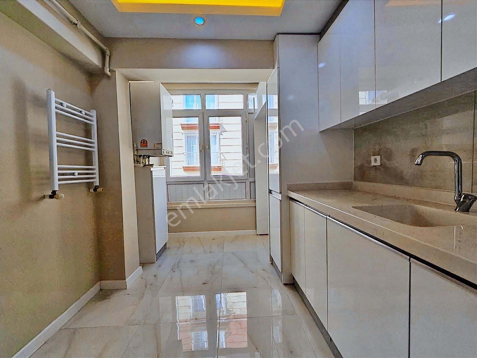 30 Ağustos'ta 3+1 Ultra Lüks Yapılı Güney - Batı Cephe Ara Kat - Görsel 10