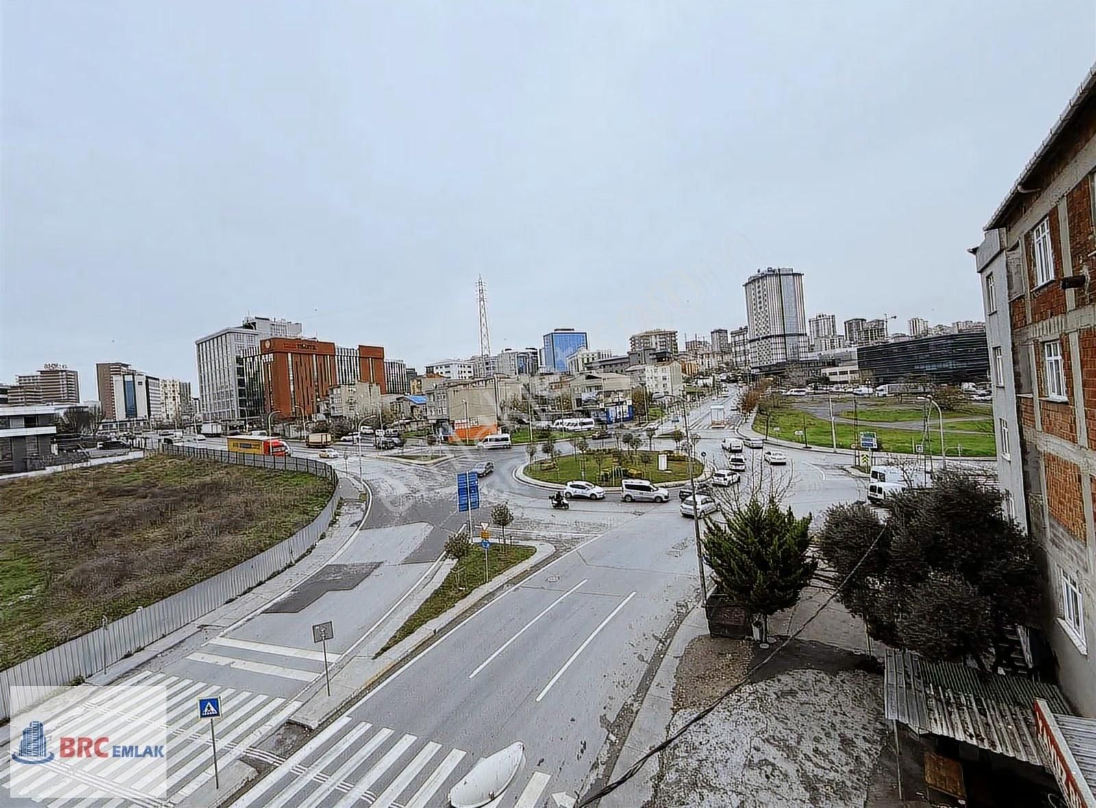 Bağcılar Mahmutbey Ordu Caddesin Komple Sıfır Kiralık Köşe Bina - Görsel 18