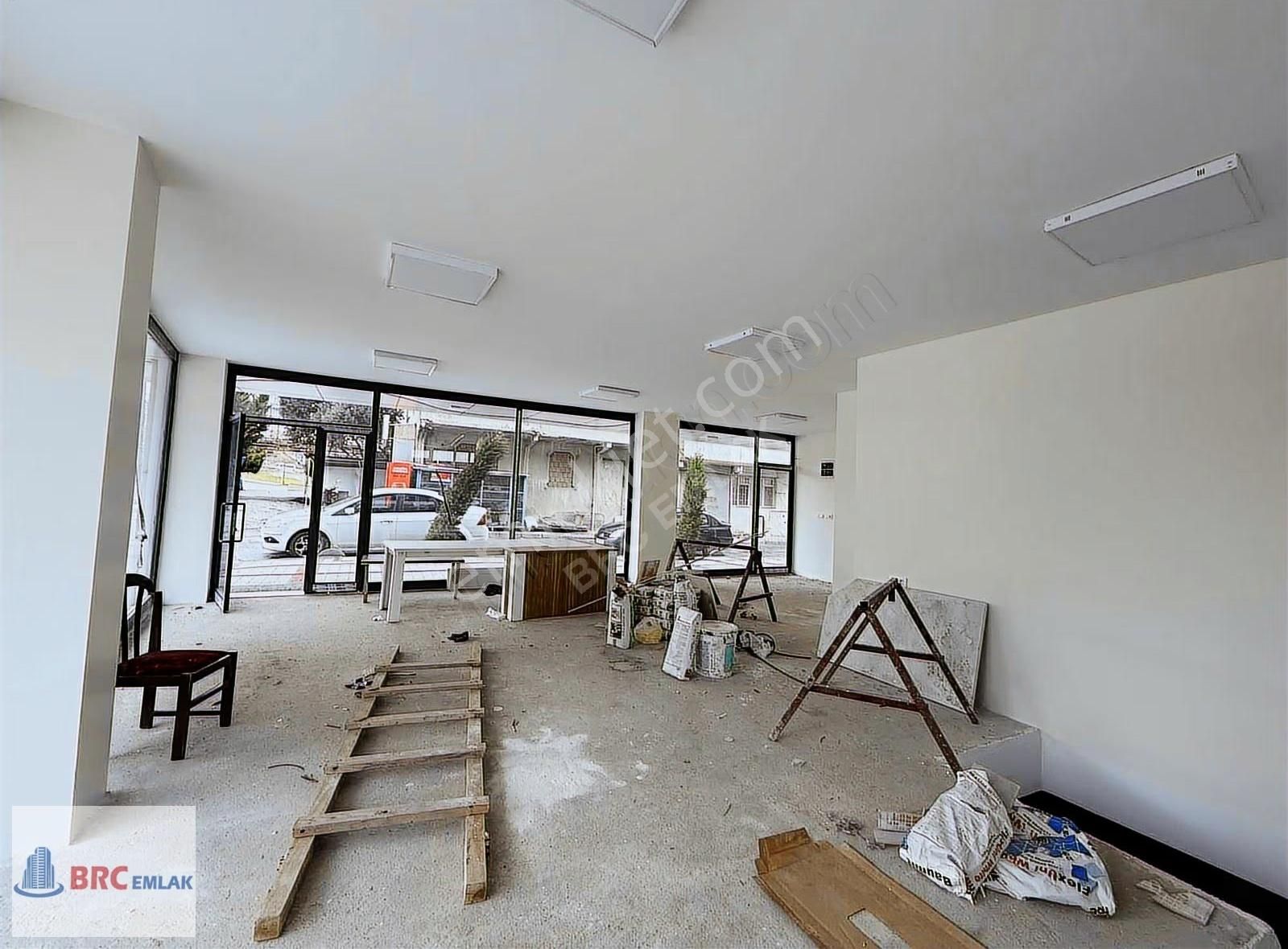 Bağcılar Mahmutbey Ordu Caddesin Komple Sıfır Kiralık Köşe Bina - Görsel 23