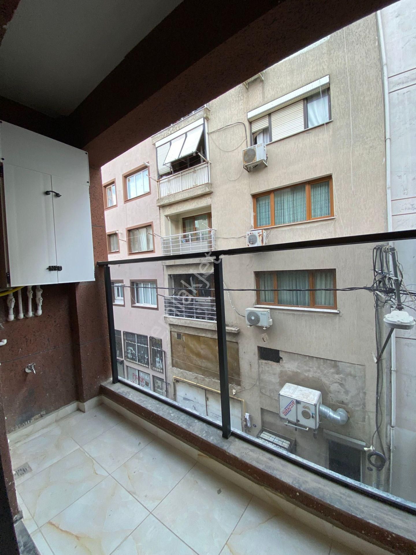 Bahçelievlerde Yeni Bina 2+1 Doğalgazlı - Görsel 13