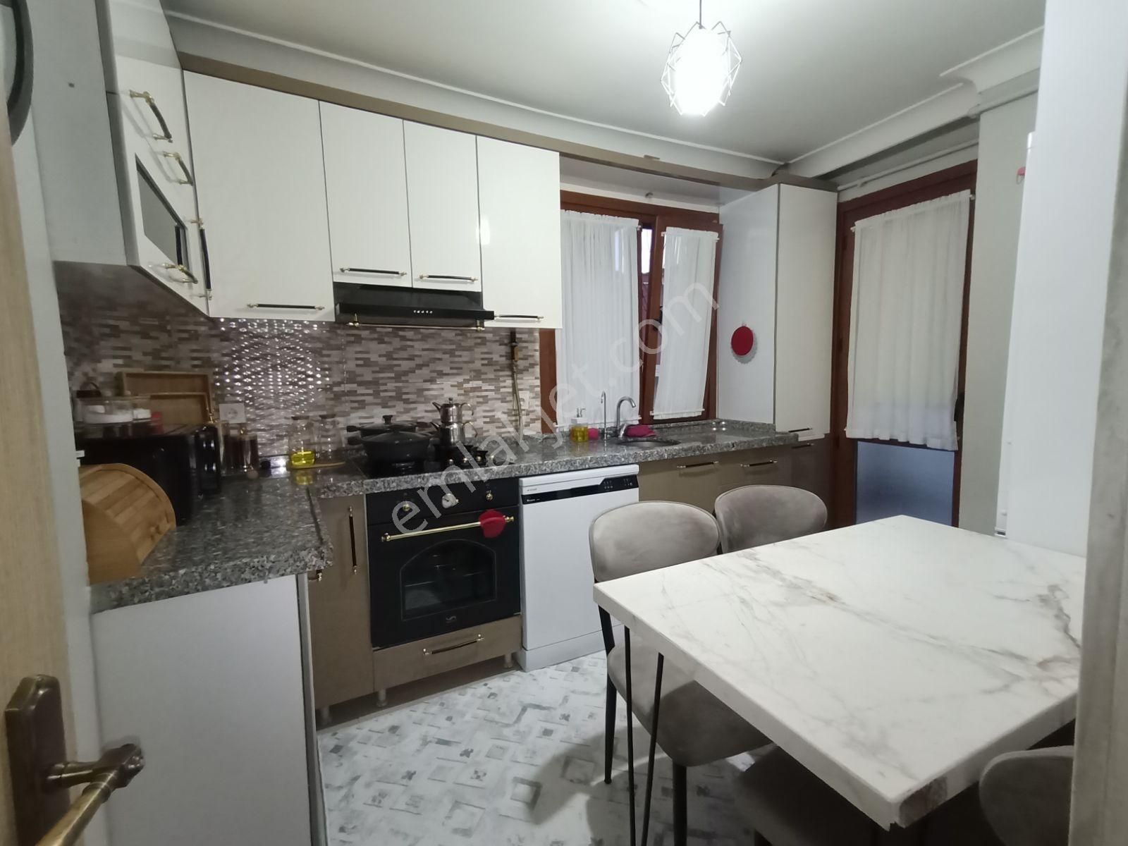 Çekmeköy Soğukpınar Mahallesi'nde, 2+1 Arakat Daire