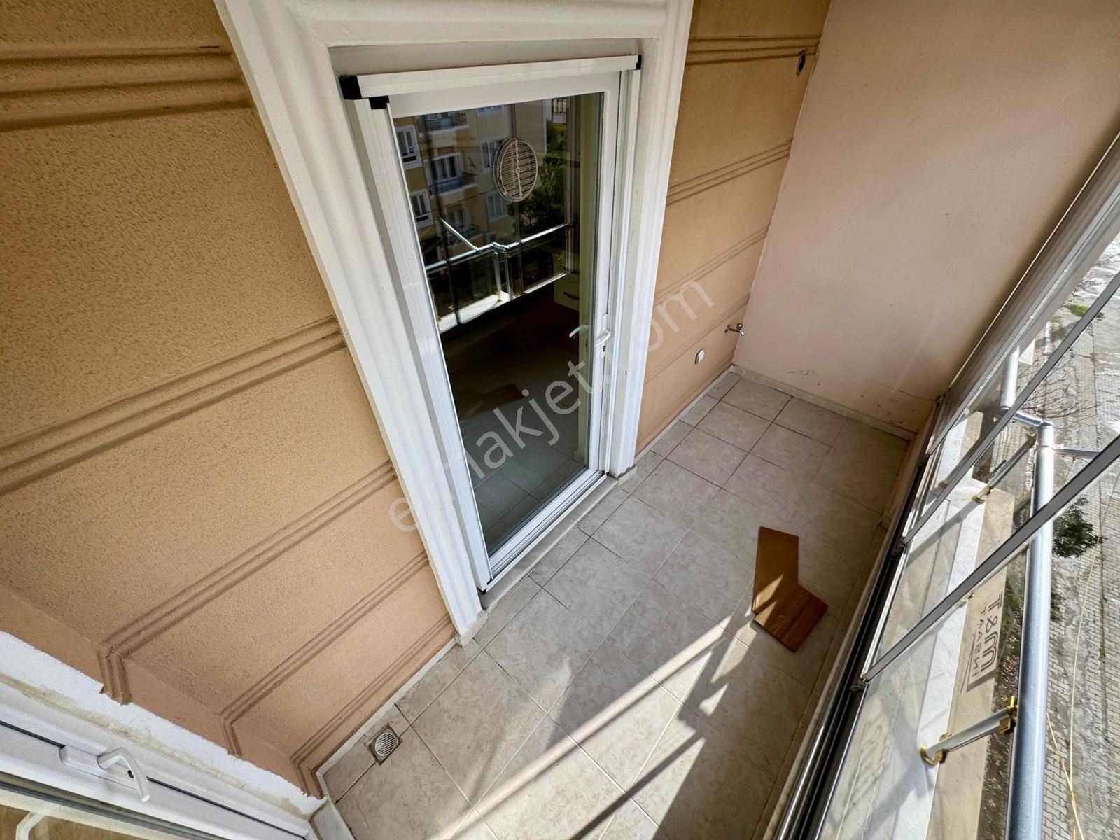 🏡 Referans'tan Altınkum'da Doğalgazlı Ön Cephe Geniiş 2+1 Daire - Görsel 5