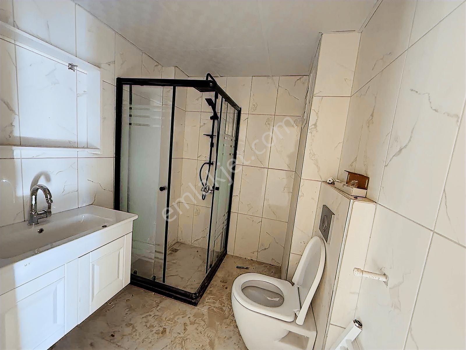 Sahile Ve Tramvaya Yakın 2+1 Geniş Ferah Daire - Görsel 17