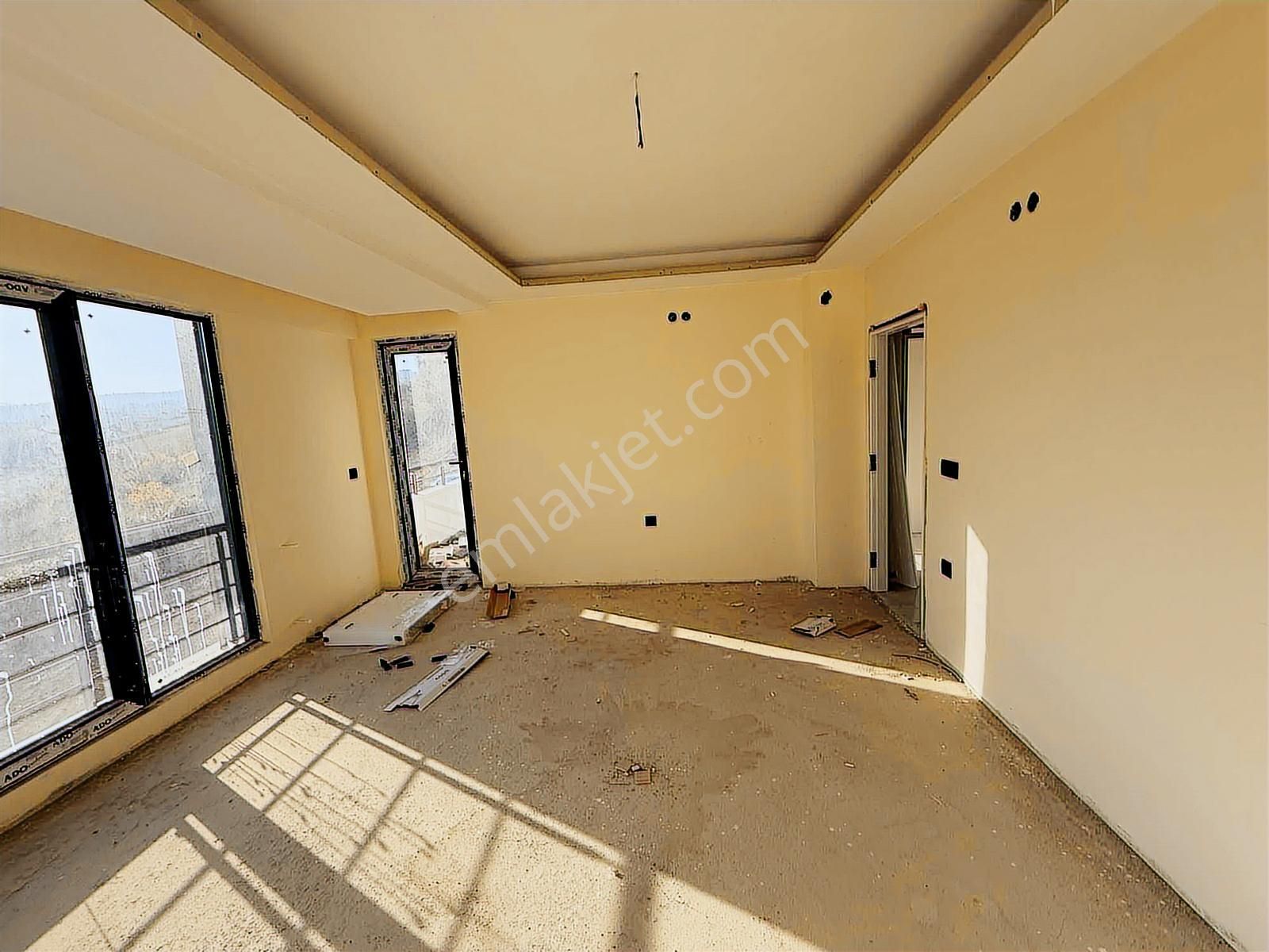 Sahile Ve Tramvaya Yakın 2+1 Geniş Ferah Daire - Görsel 3