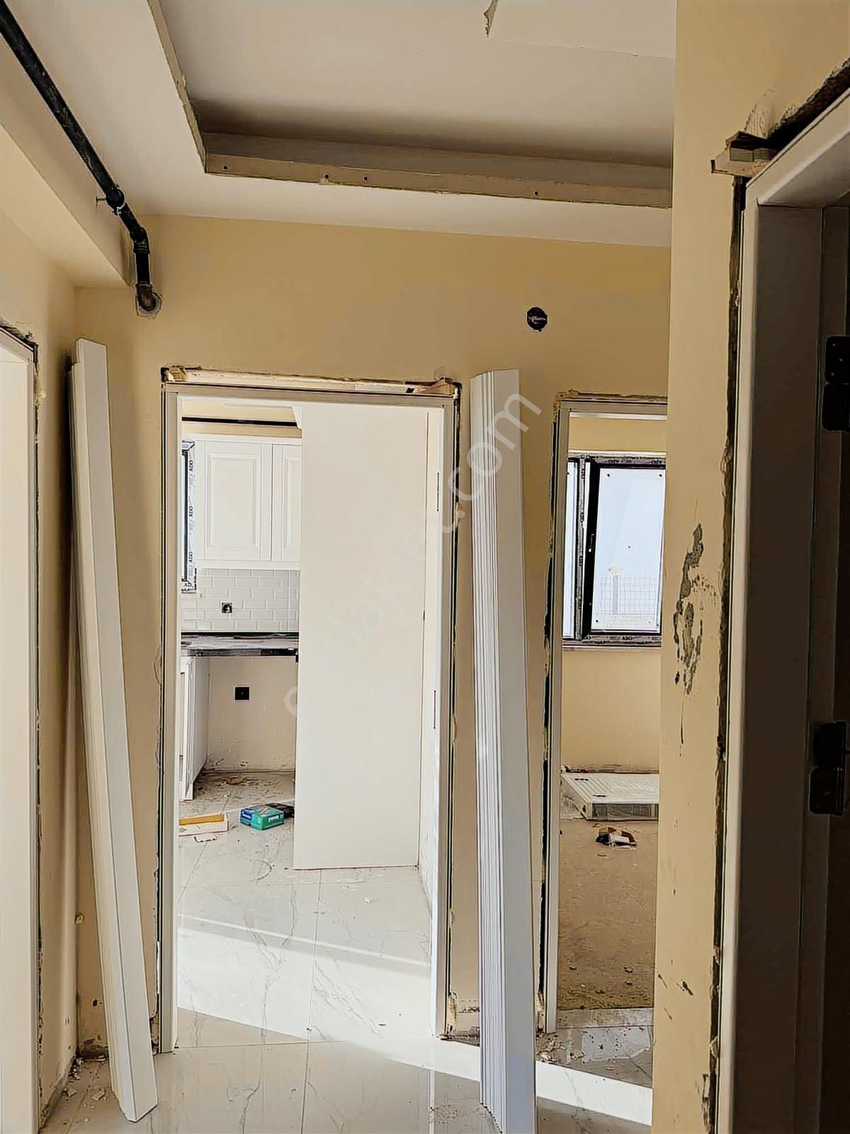 Sahile Ve Tramvaya Yakın 2+1 Geniş Ferah Daire - Görsel 2