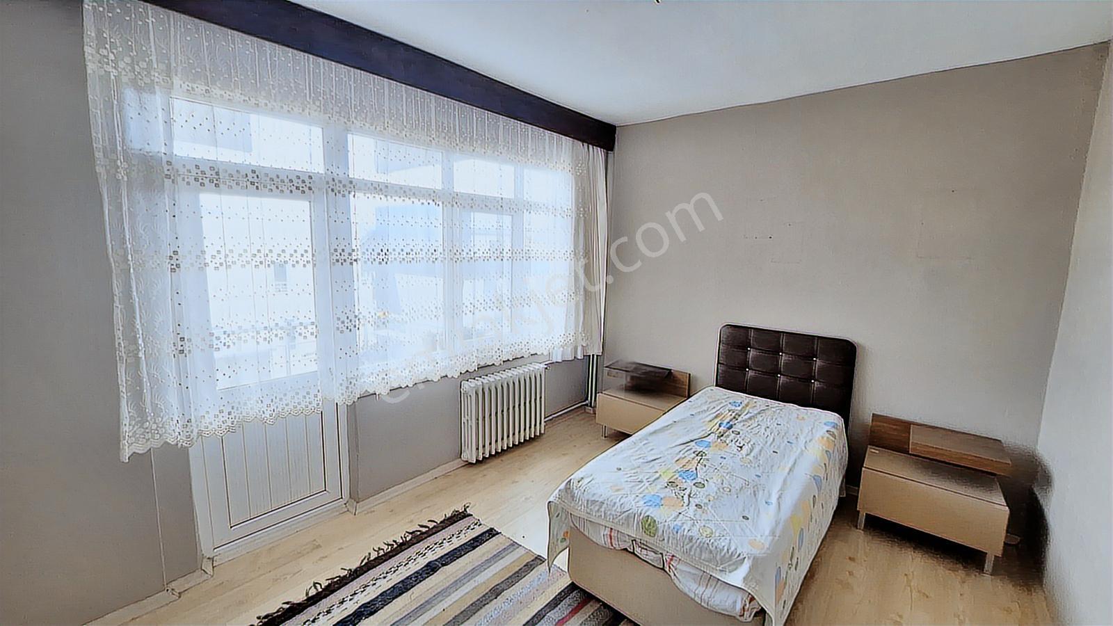 İzmit Merkezde Full Eşyalı 3+1 Arakat Kiralık Daire - Görsel 13